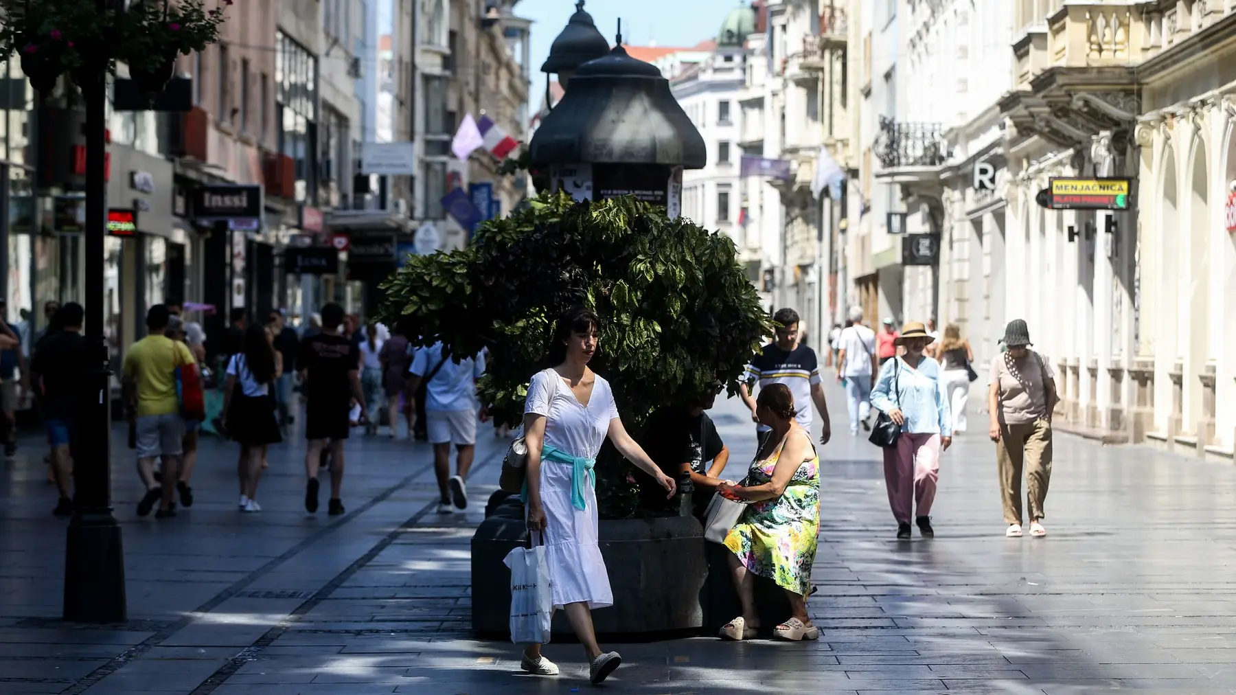 Beograd toplo sunčano vreme Filip Stevanovic AFP Profimedia-6a9e893ba5674.webp