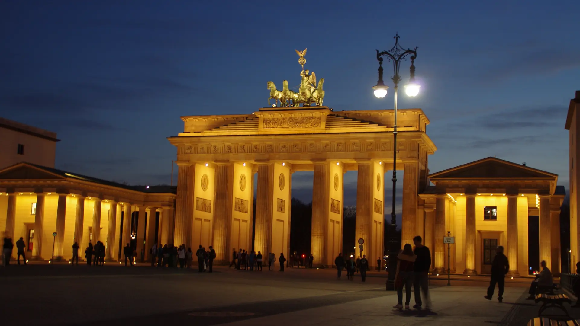 Berlin Nemačka noć veče Bradenburška kapija Pixabay-6a994ce35b4d5.webp