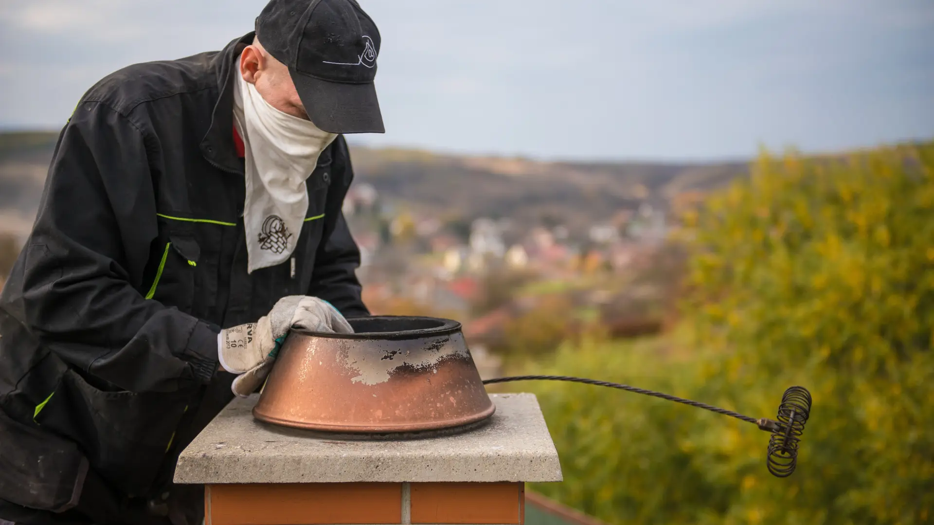 Dimnjak zgrada čišćenje Shutterstock-6abbb69f770bf.webp