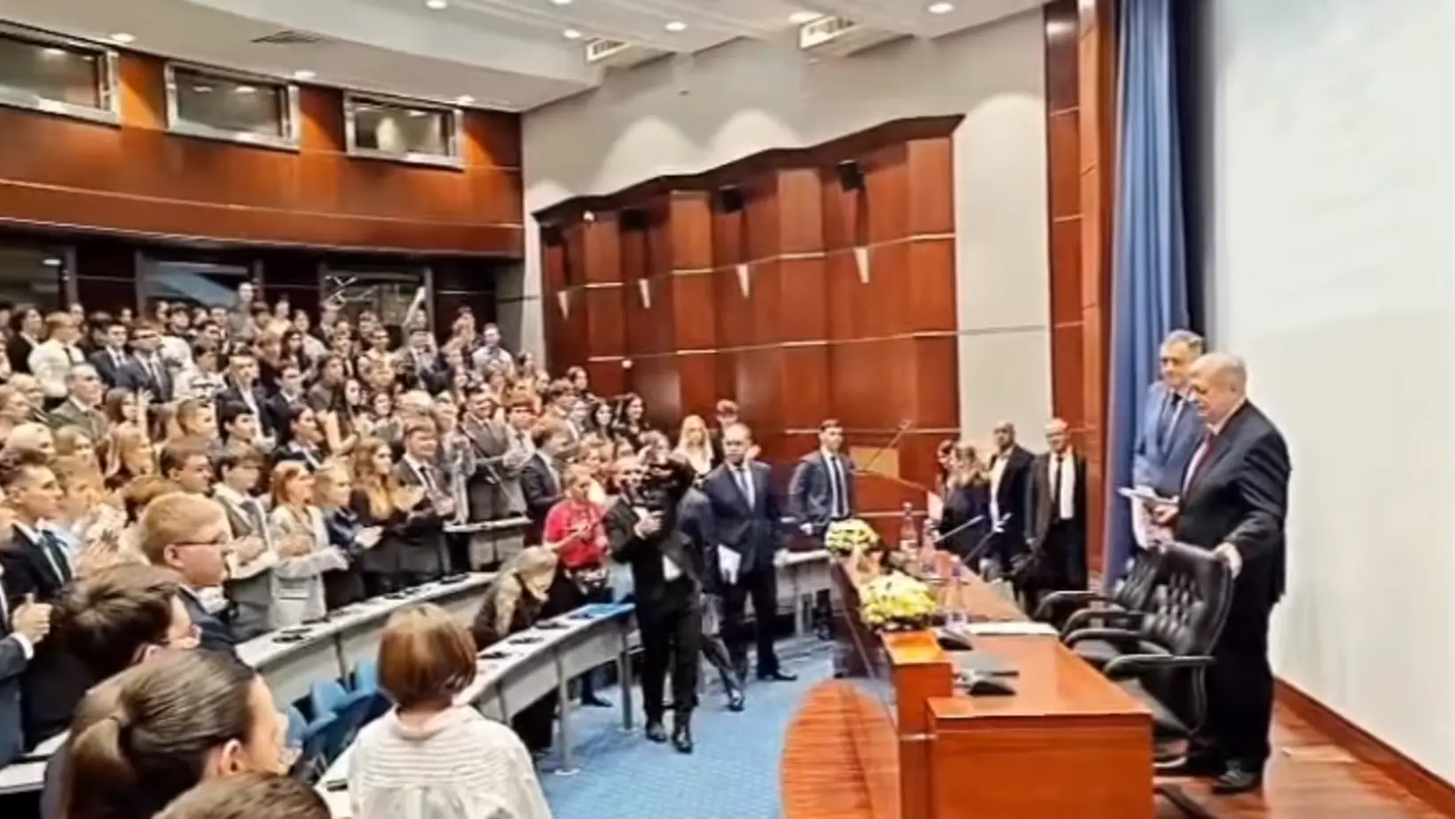 Dodik Rusija studenti (1)-6aba6e9d43bf5.webp