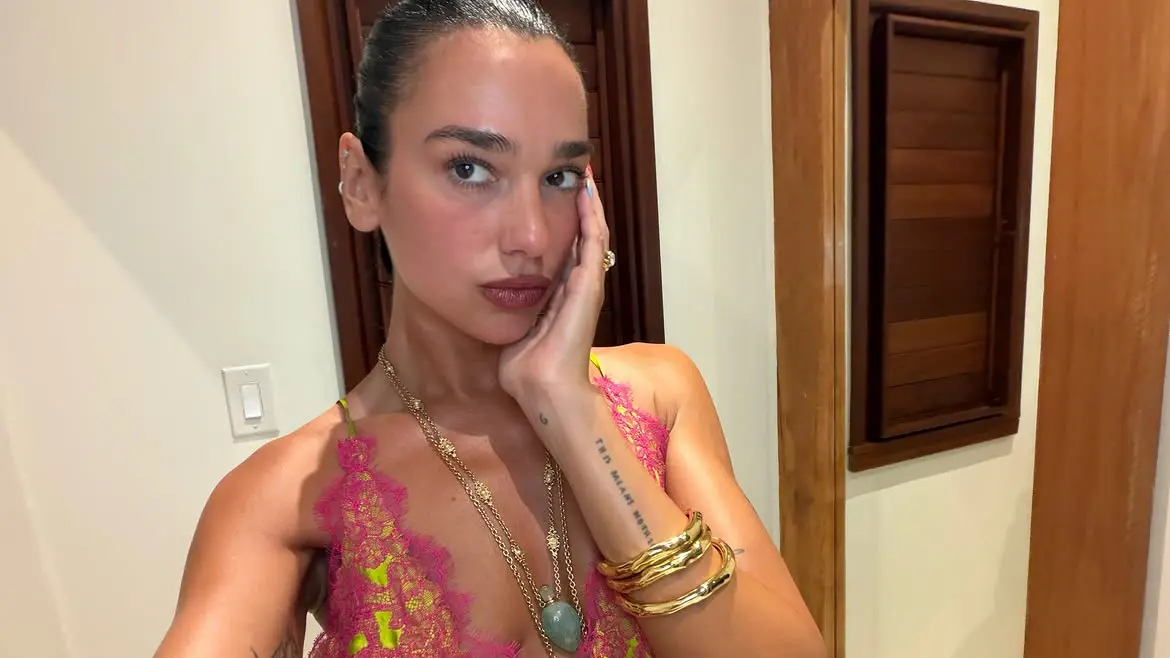 Instagram printscreen dualipa Dua Lipa-6aa1743c54bd7.webp