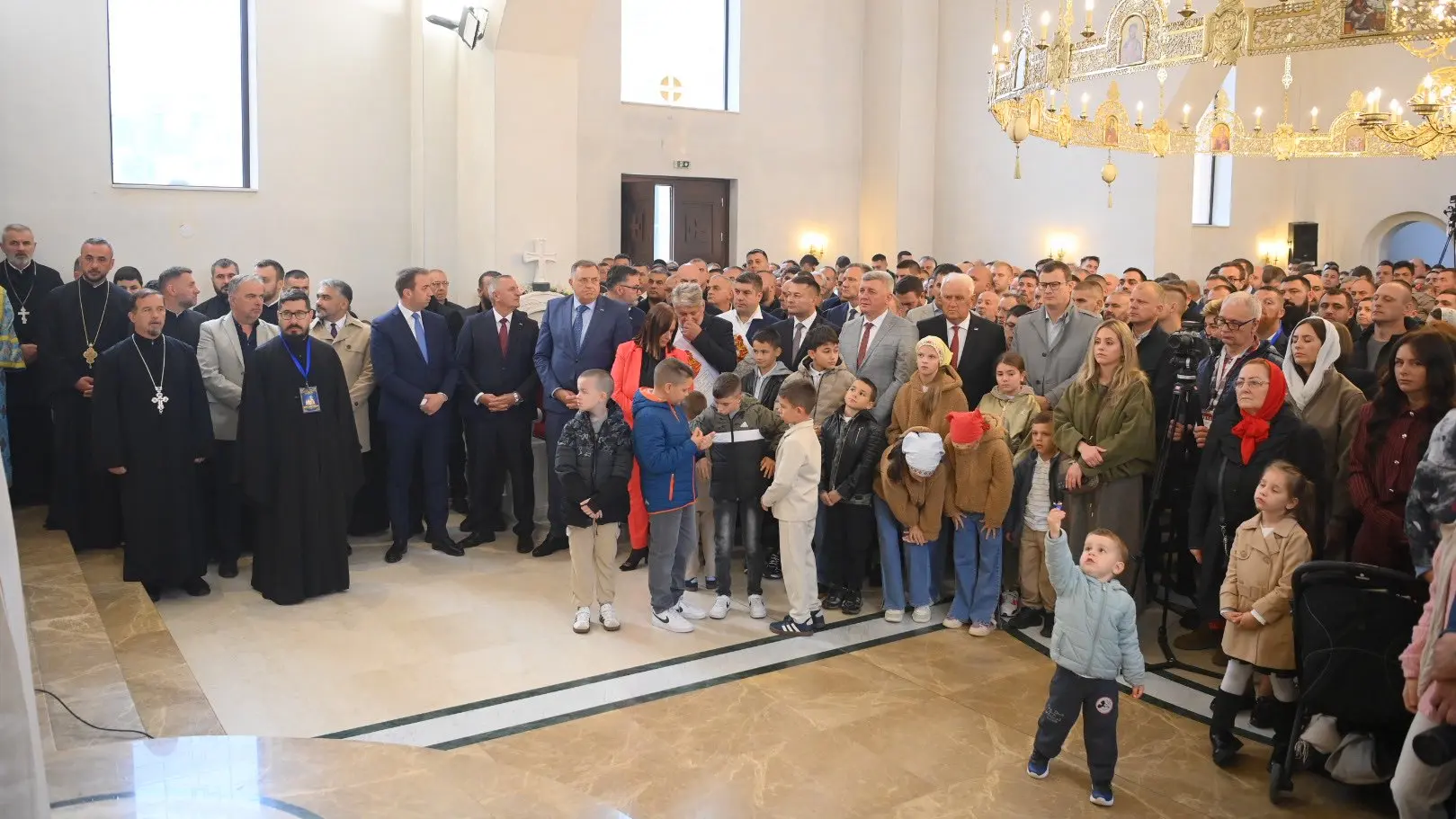 Milorad Dodik osveštanje hrama u Palama x @MiloradDodik-6ab7b14c5f2b5.webp
