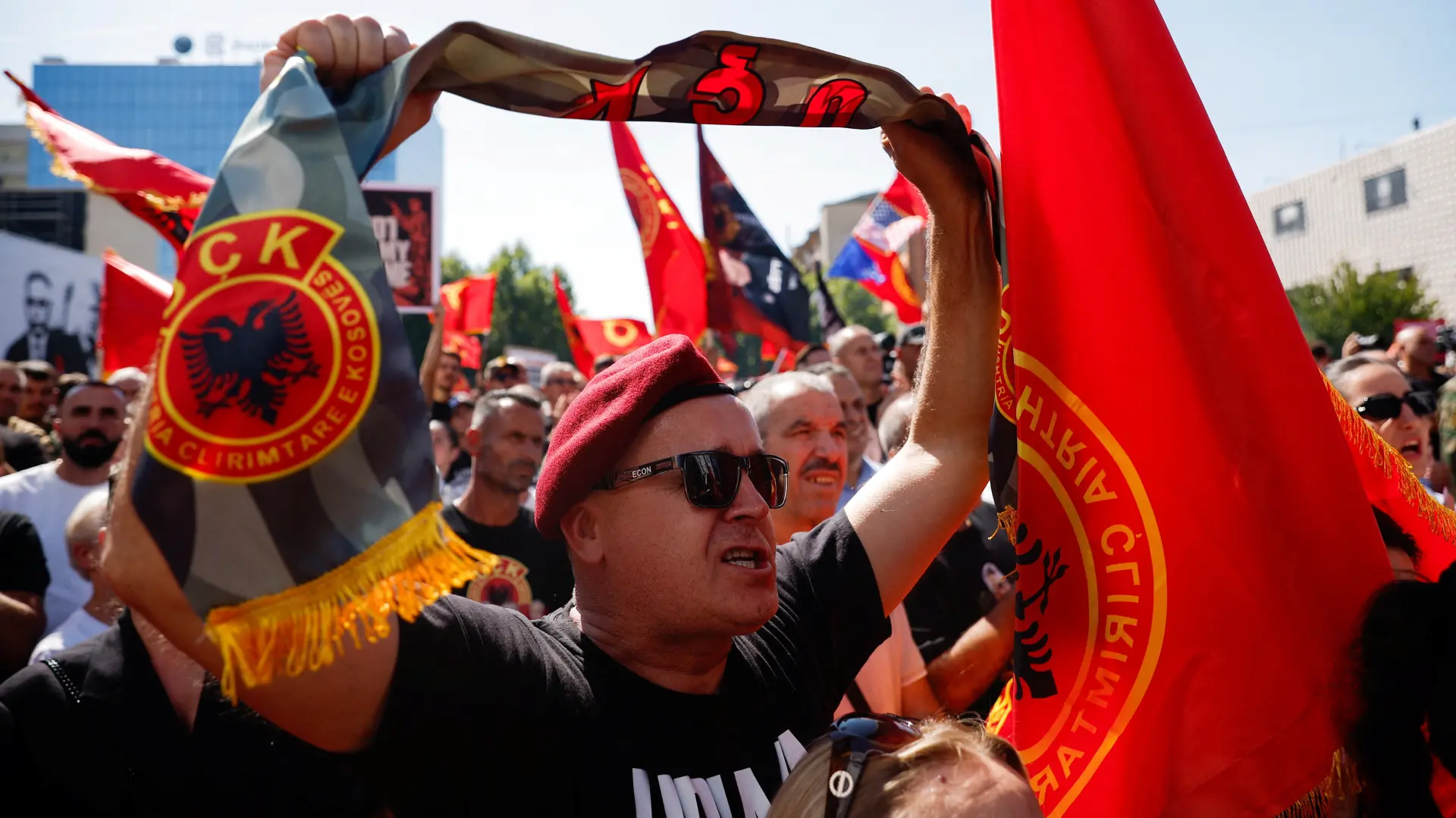 Priština protest lideri OVK presuda Kosovo REUTERSValdrin Xhemaj-6aad1cea1cc5e.webp