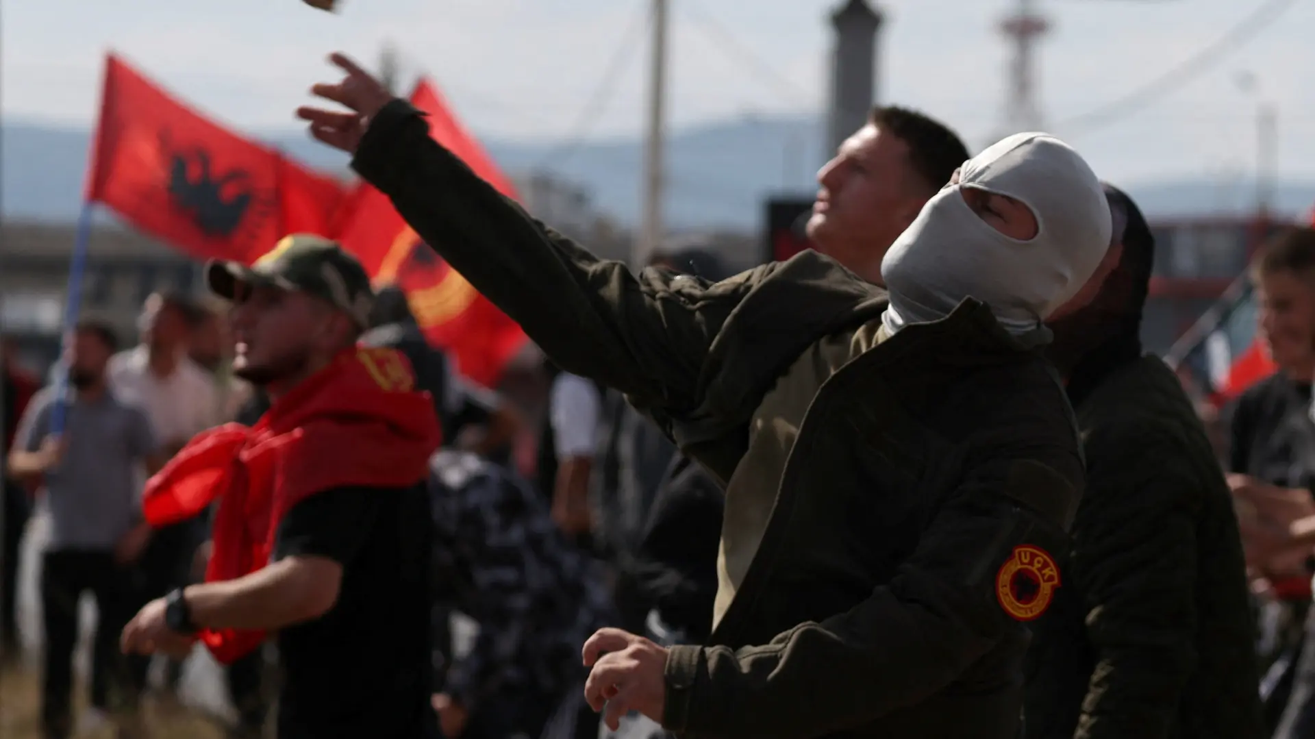 Priština protest neredi REUTERS Florion Goga-6aab803c79c2e.webp