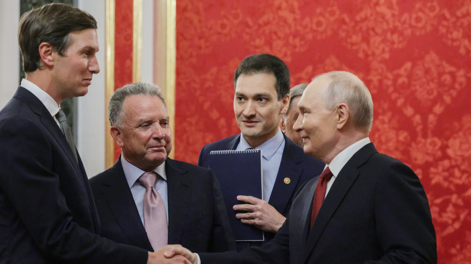 Putin Vitkof Kušner sastanak Moskva Tanjug Sputnik, Kremlin Pool Photo via AP-6a9c575c2a8cb.webp