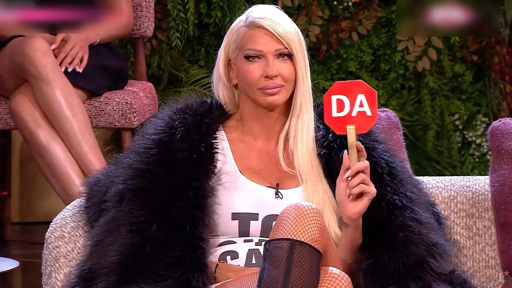 YouTube printscreen, AmiG Show jelena karleuša-6aaa64067791d.webp