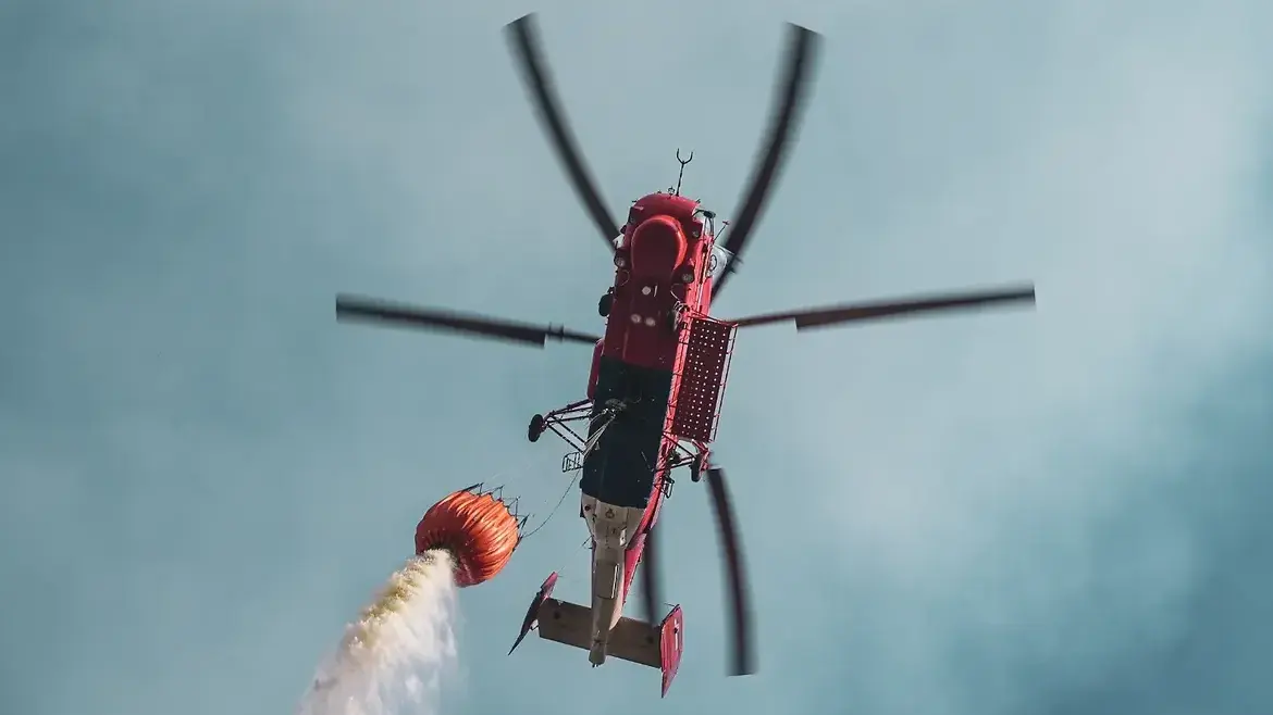 helikopter vatrogasci gašenje požar MUP Instragram mupsrbije-6a9d3c987dfdb.webp