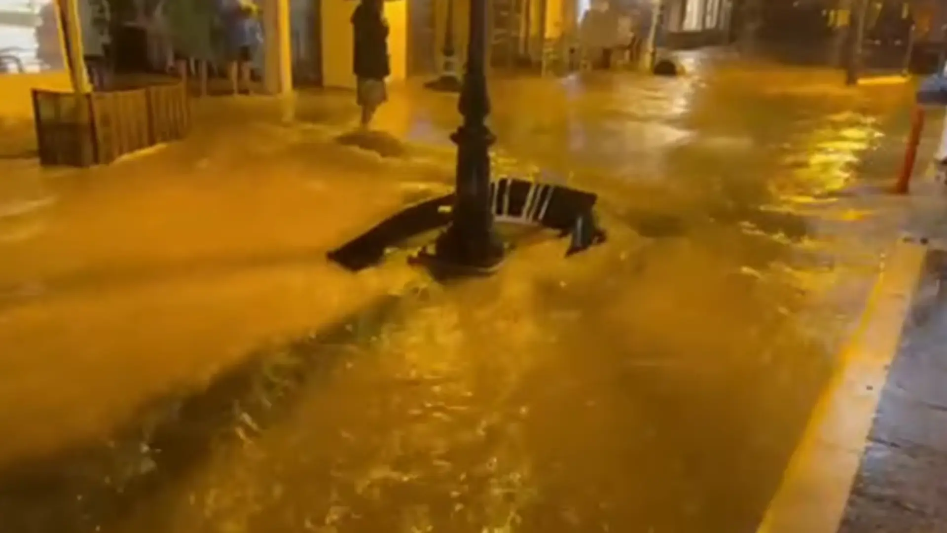 nevreme Skijatos poplave Facebook Cyclone Of Rhodes Printscreen-6ab91a64901ab.webp