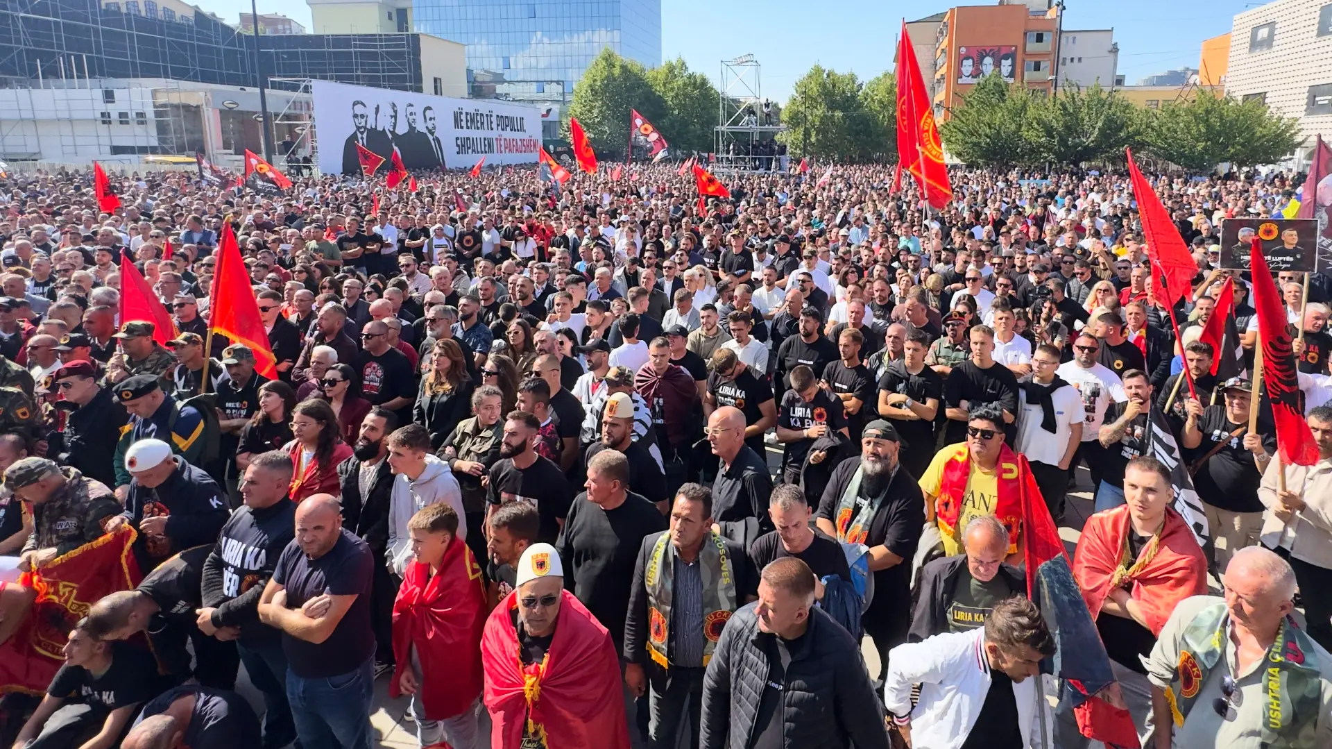 skup podrške priština suđenje bivše vođe ovkAP PhotoFlorent Bajrami-6aaa70d884e06.webp