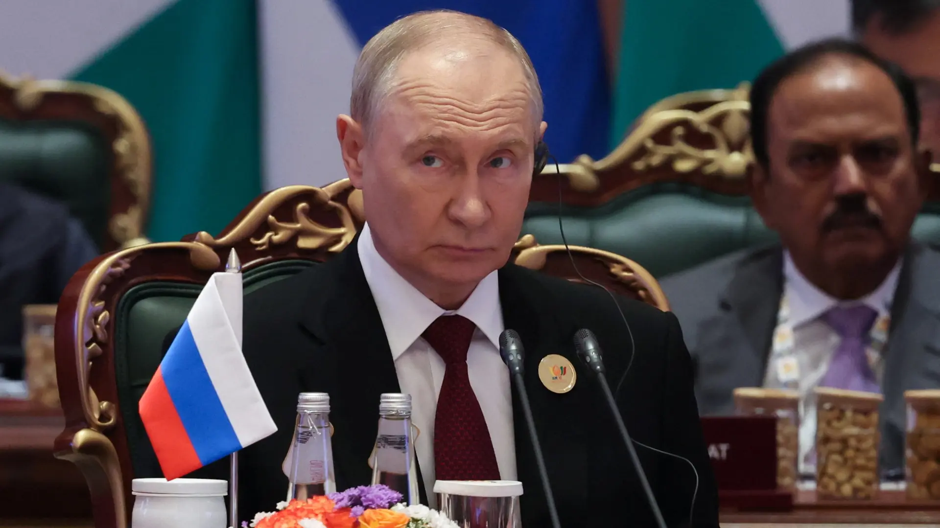 vladimir putinSputnikAlexander KazakovPool via REUTERS-6aa65e6f2578d.webp