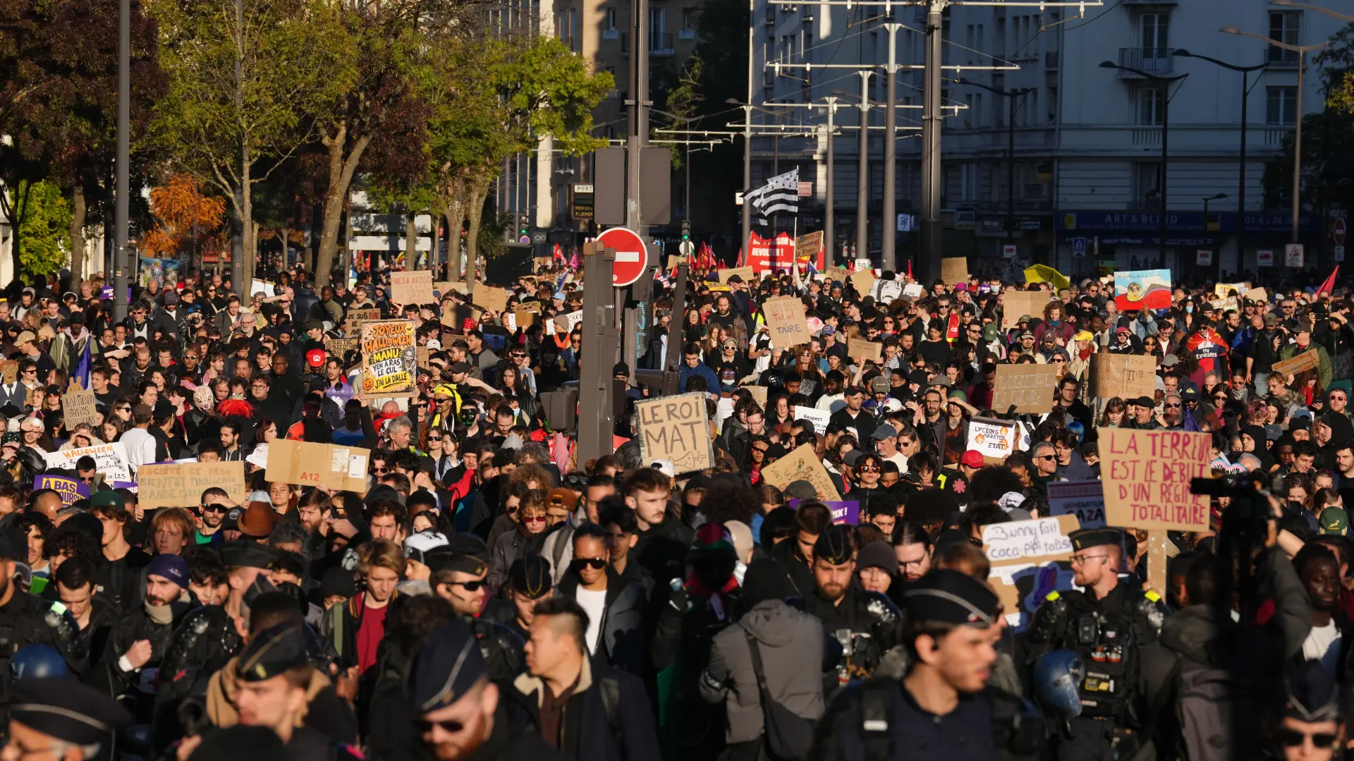Francuska protest Tanjug AP Photo Aurelien Morissard-6ae60459d353e.webp