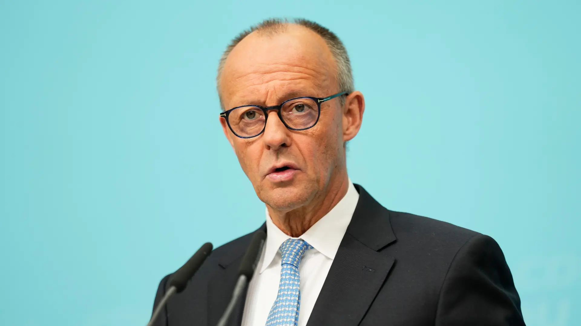Fridrih Merc Tanjug AP Photo Markus Schreiber-6accdb3a6f763.webp