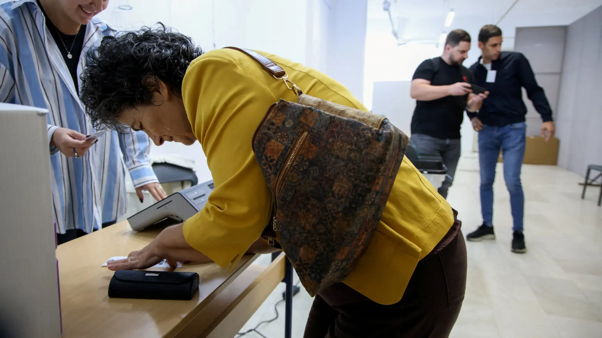 Izbori BiH glasanje REUTERS Amel Emric-6ac28e1ec676d.webp