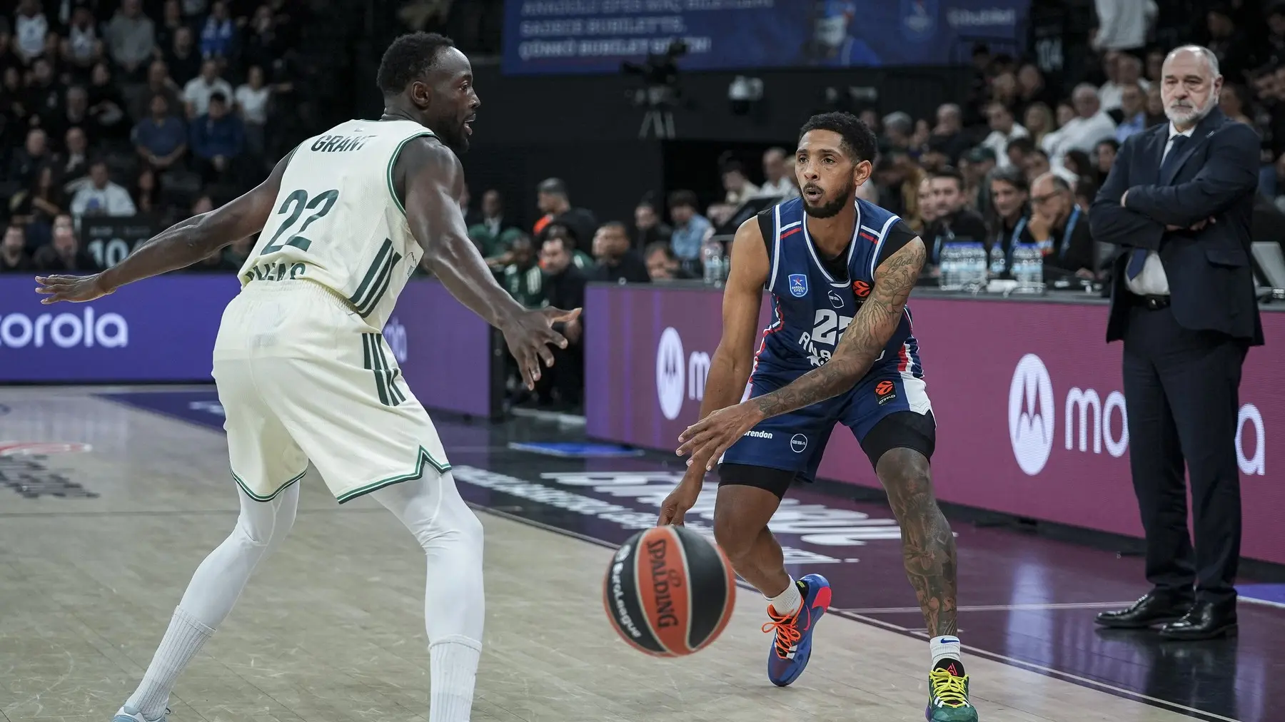 KK Efes KK Panatinaikos AAABACA  Abaca Press  Profimedia-6ae4f6b9b2f17.webp