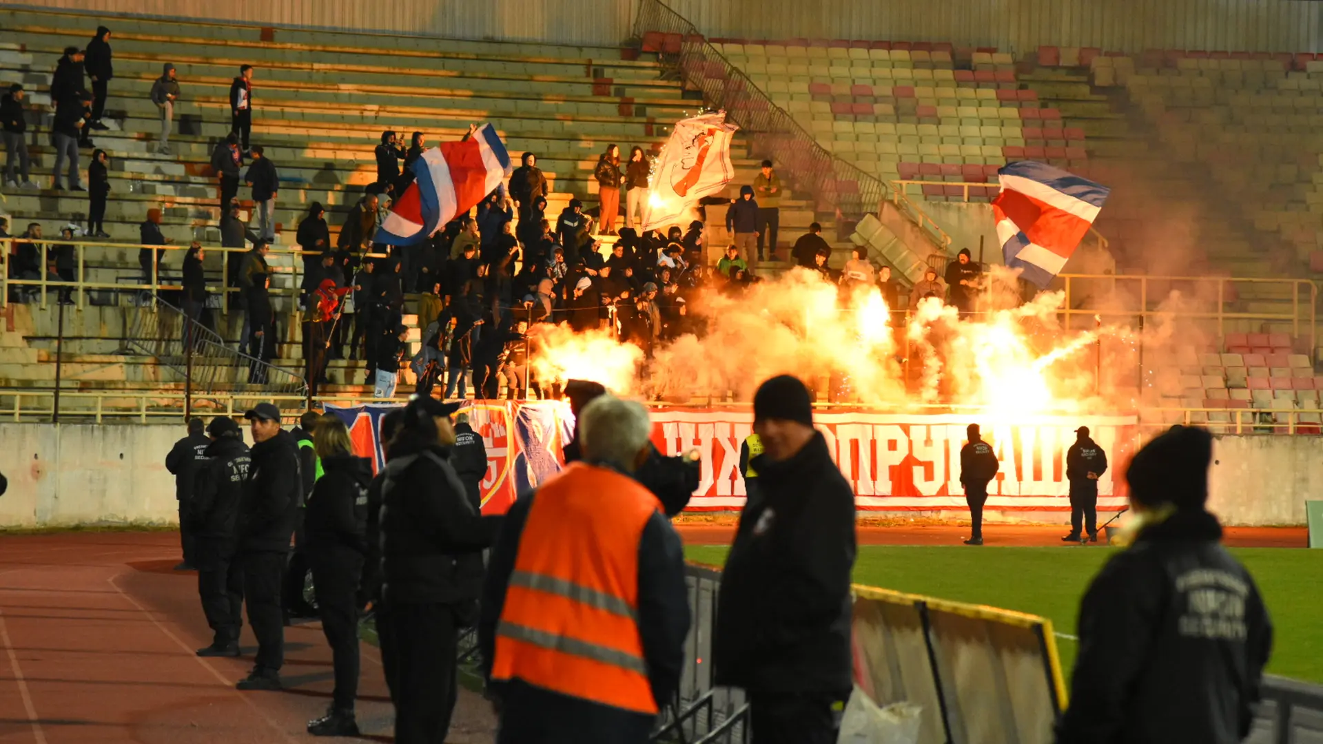 Radnički Niš Partizan policija navijači Radule PerisicATAImages (3)-6ae34746a1bc7.webp
