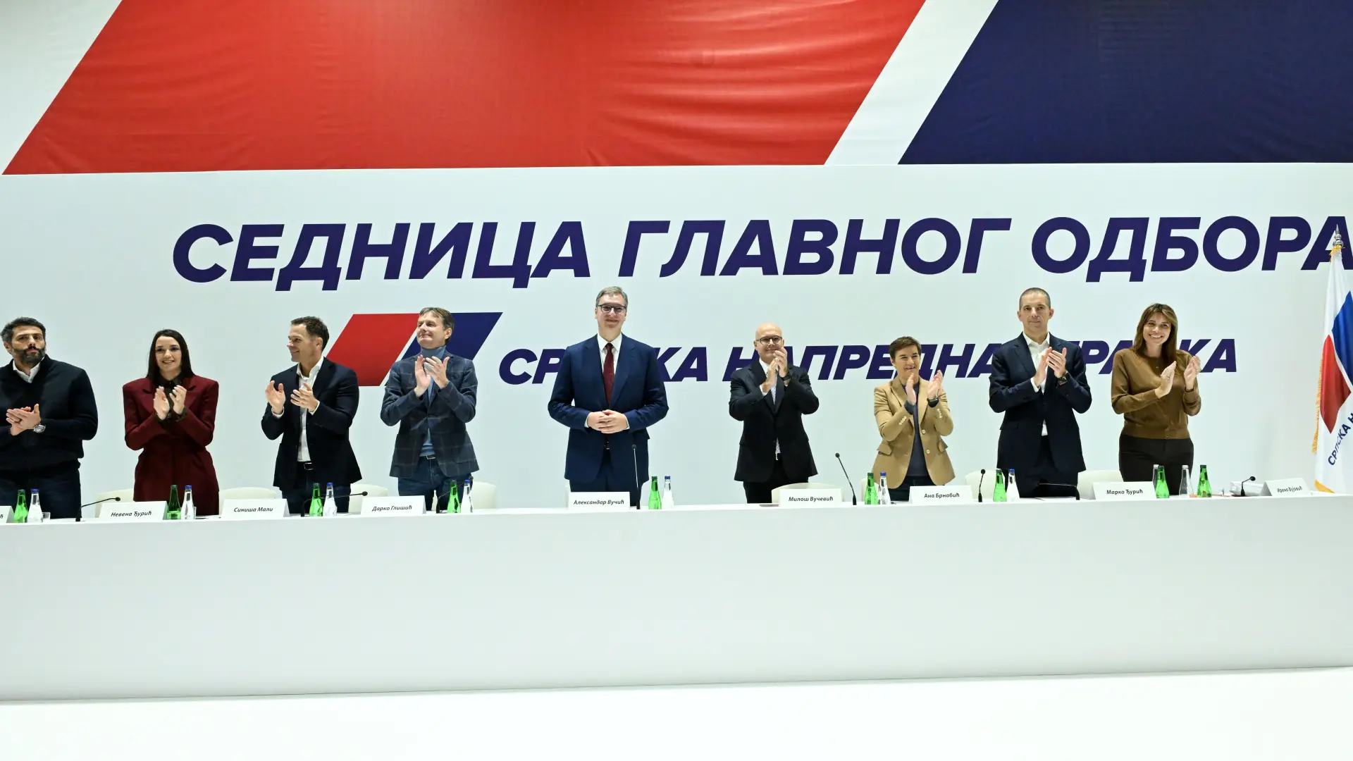 Tan2026-10-3111353714_5 aleksandar vucic sns glavni odbor rade prelic-6ae5cefe2e9c4.webp