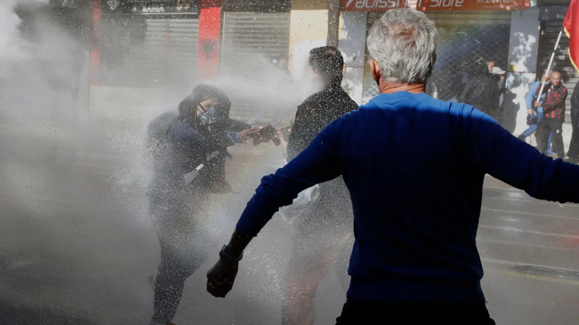 Tirana Albanija protesti Tanjug AP PhotoBoris Grdanoski-6ad76895c0941.webp