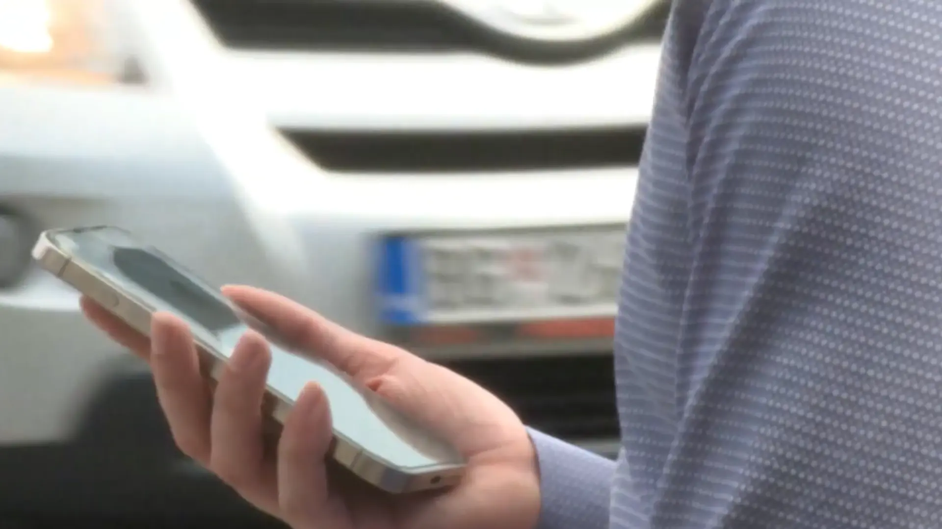 mobilni telefon UNA TV-6ad64de65858b.webp