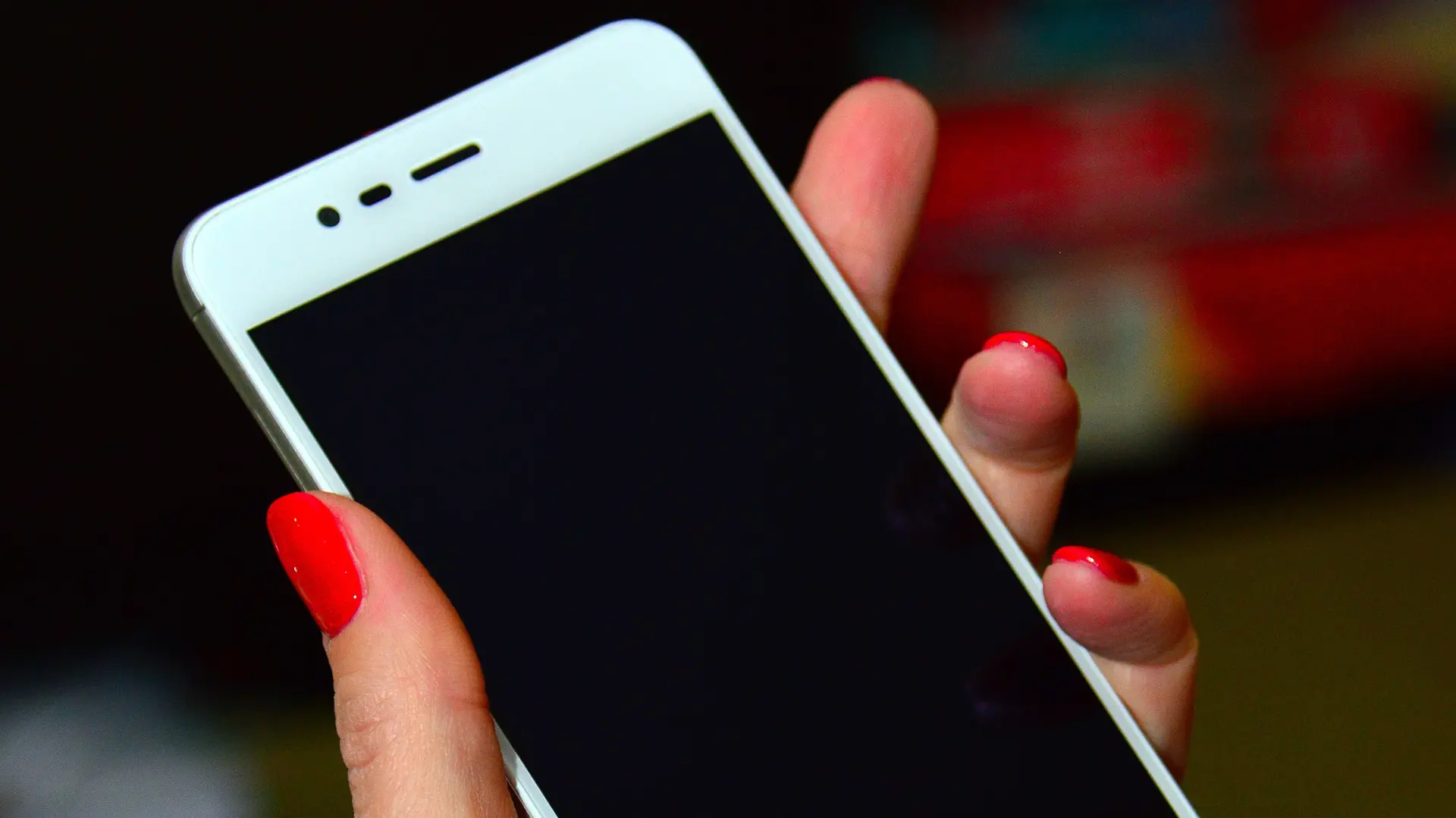 mobilni telefon smart phone Pixabay-6ad6123559403.webp