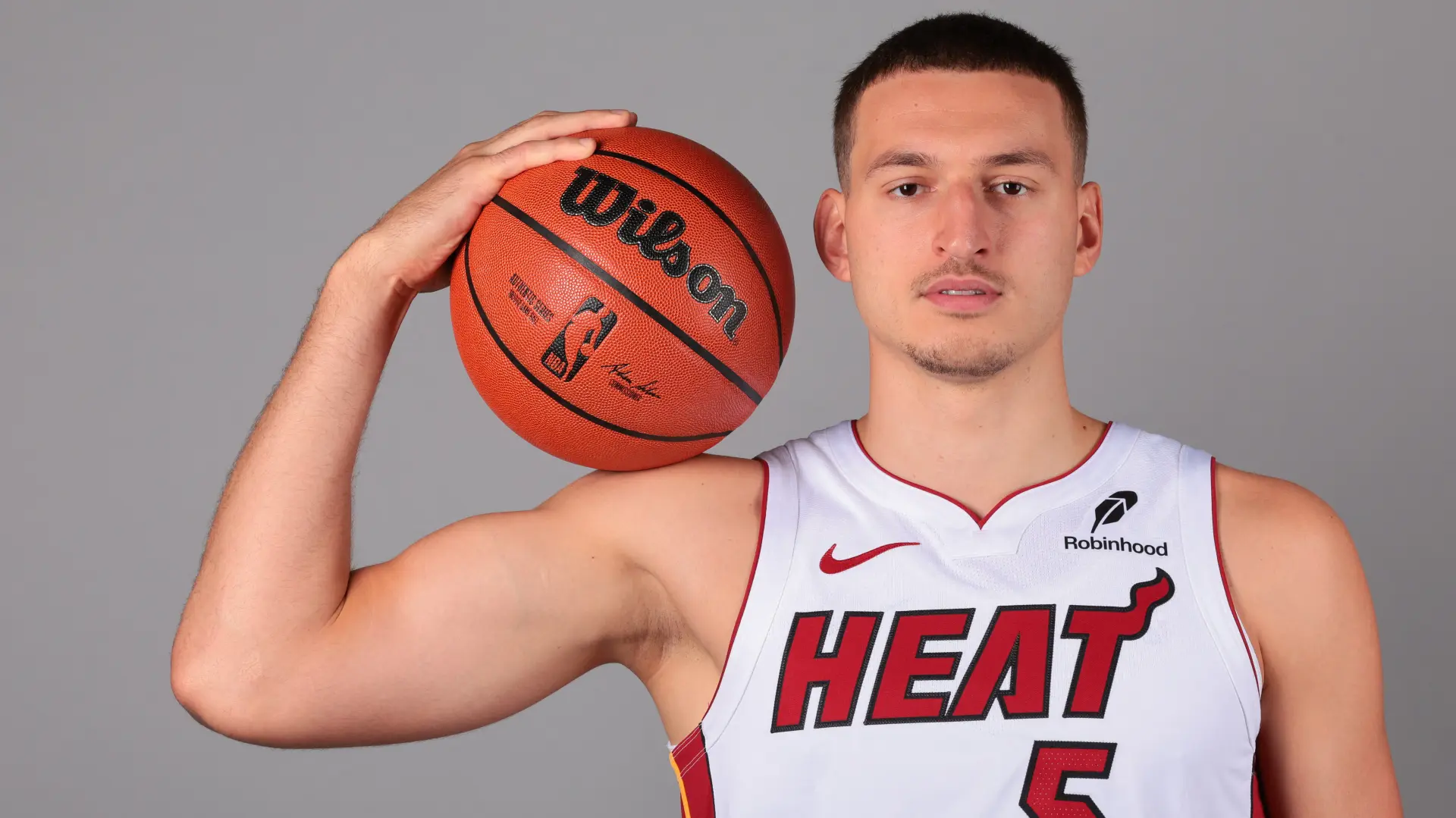 nikola jović Sam Navarro-Imagn Images-6ac20eff3db5b.webp