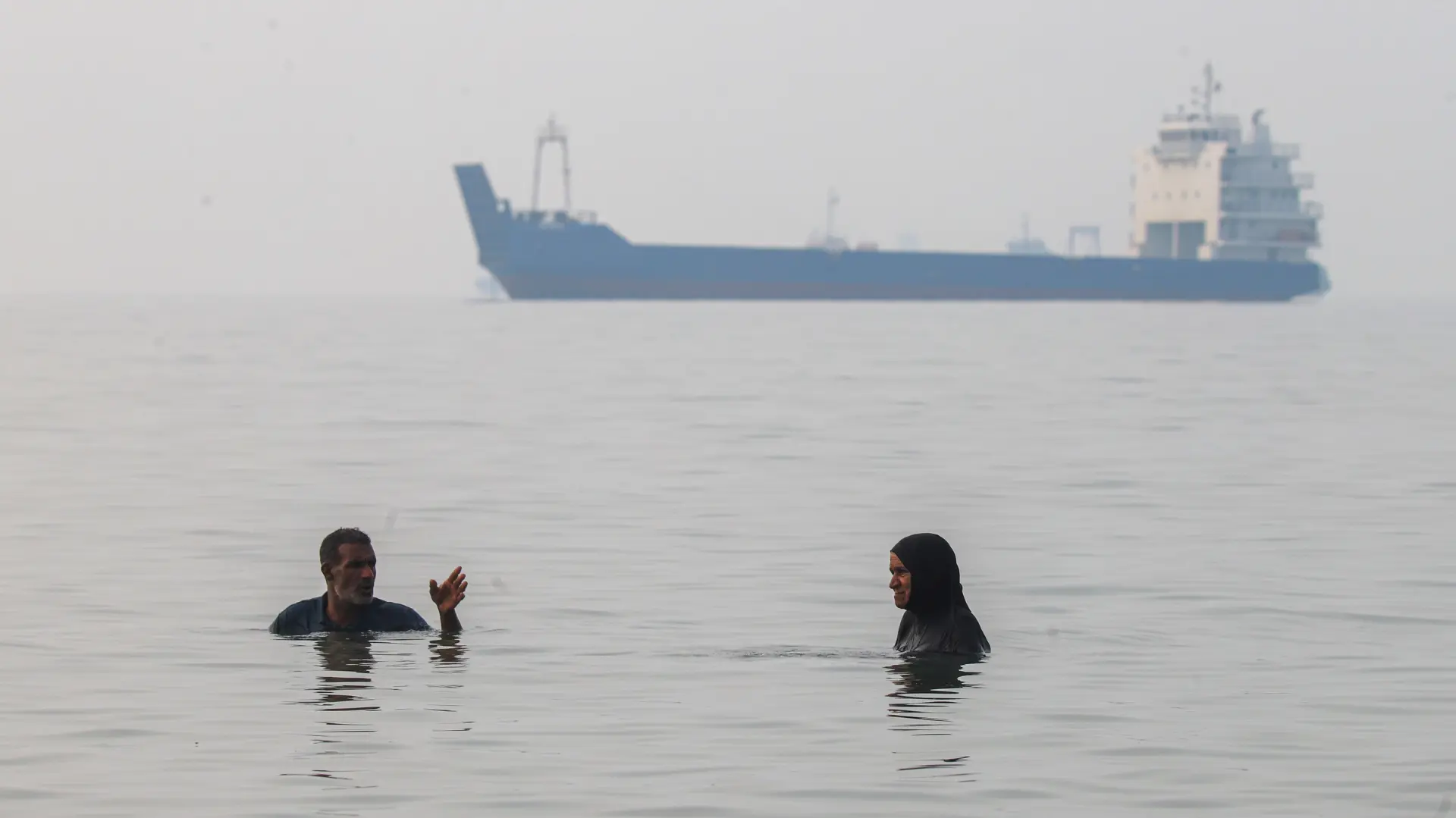 ormuski moreuz Amirhosein KhorgooiISNA via AP-6ac77c647b994.webp