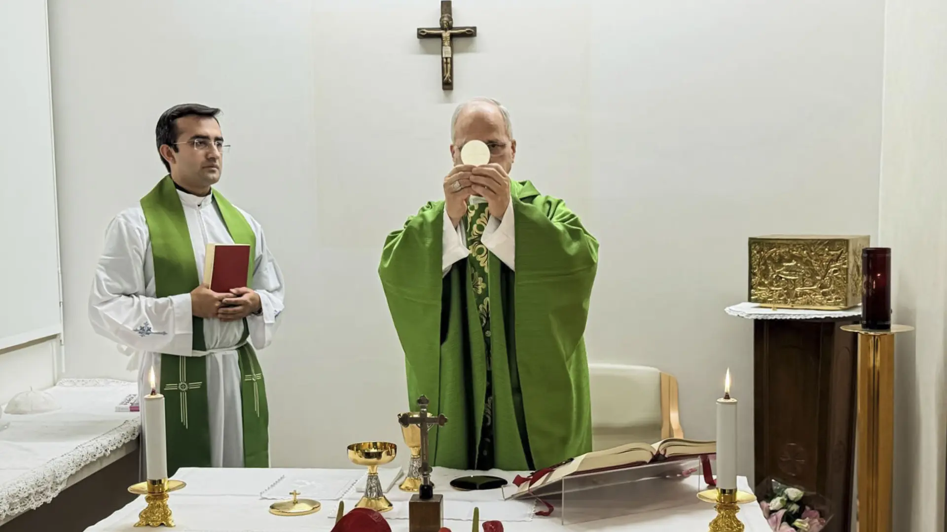papa lav XIV Vatican Media via AP-6ad36c5bef548.webp