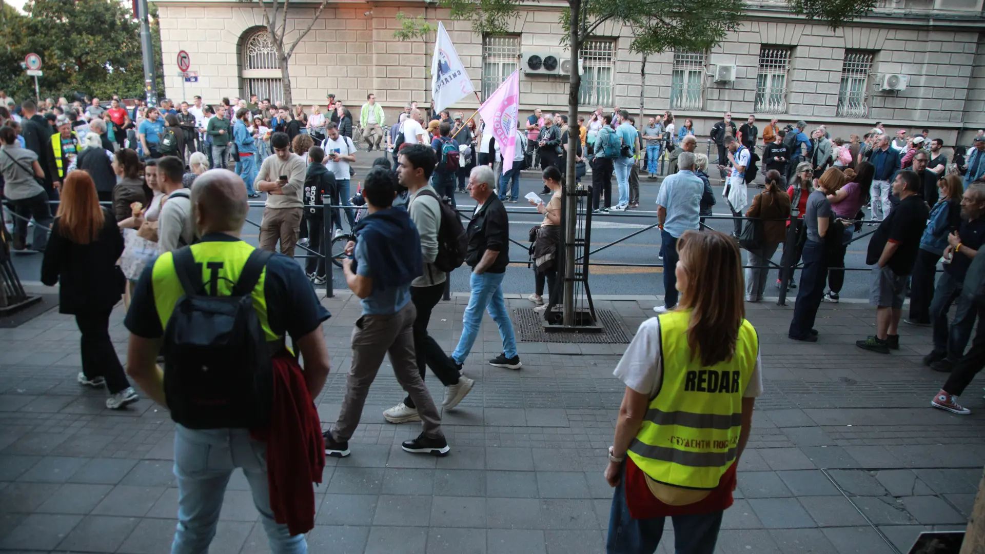 protest ispred RIK-a Studentska lista Milos TesicATAImages-6ac6873a418fc.webp