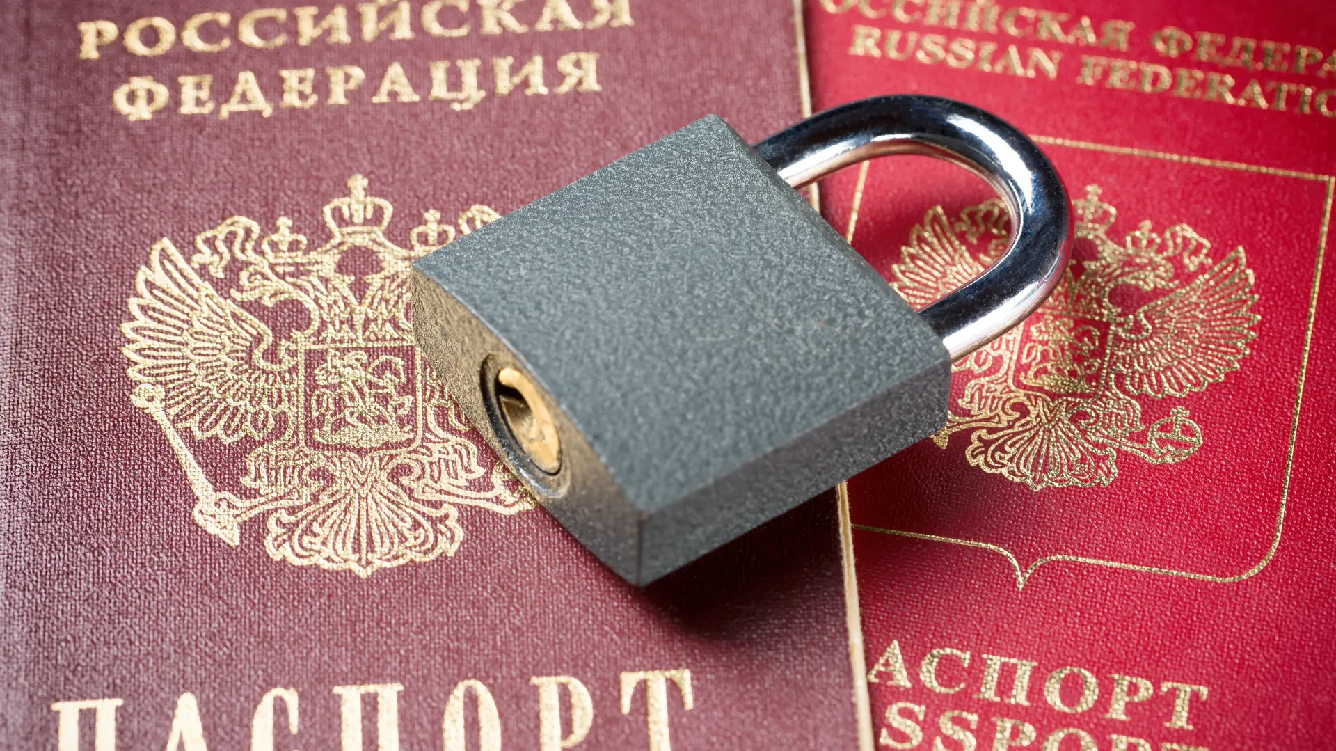 ruski pasošshutterstock_2135537999-6acb614bd4b83.webp