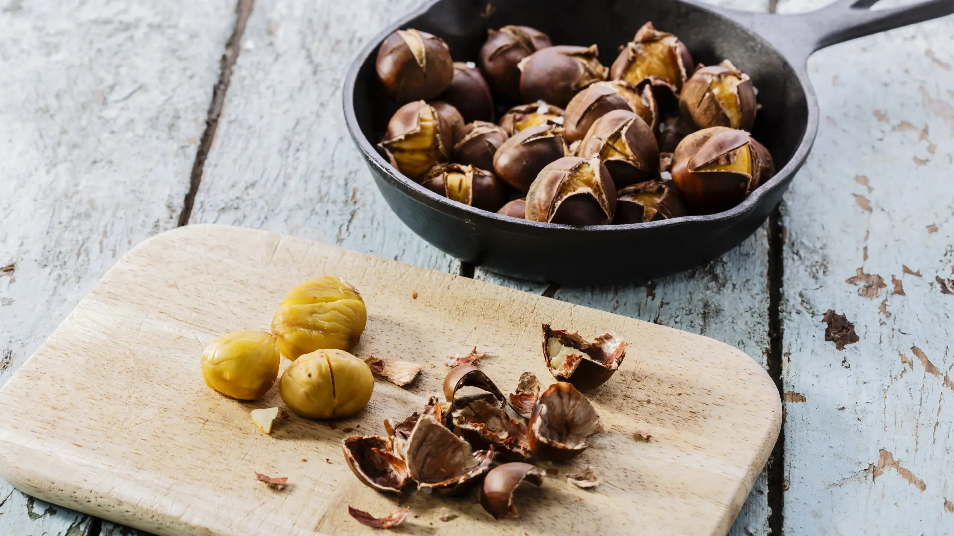 shutterstock_226010746 kesten pečenje kestenja pečeni kesten-6ade27a8eb36b.webp