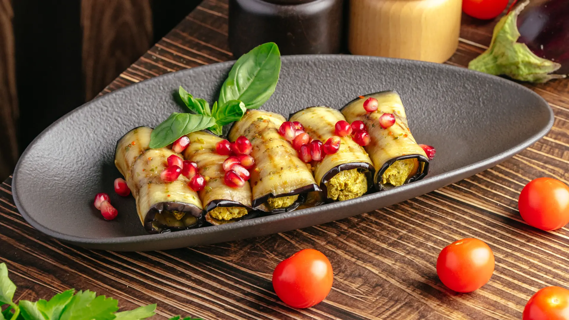 shutterstock_2798283625 patlidžan rolnice-6abe2983b6e00.webp