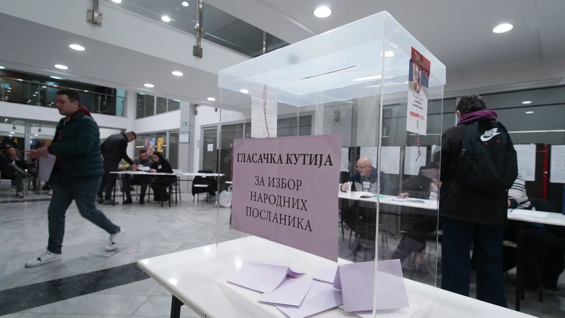 vanredni parlamentarni izbori Srbija glasačka kutija TANJUG MILOŠ MILIVOJEVIĆ-6ade0e593347e.webp