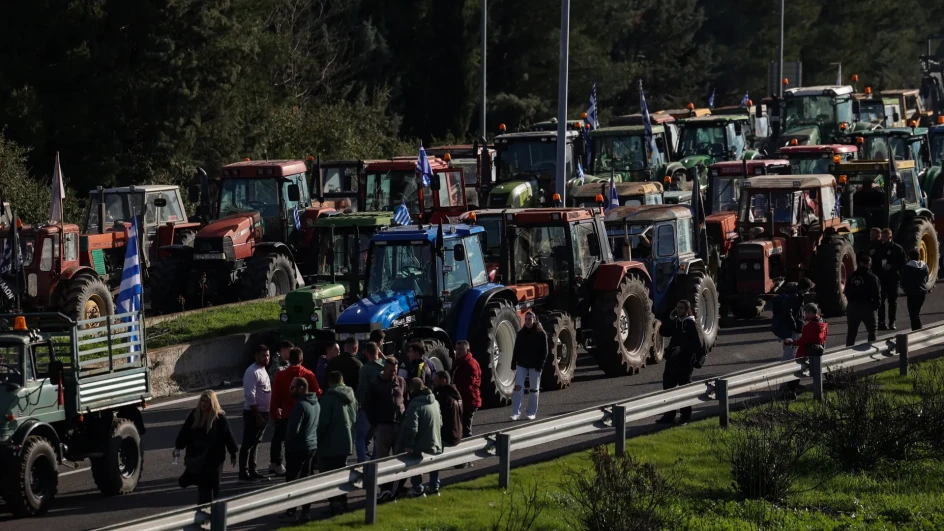 REUTERS,%20protesti%20u%20Gr%C4%8Dkoj,%20protesti%20poljoprivrednika-692ed79d2c403_944px.webp